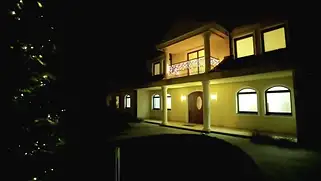 Анал в красном платье для худой блондинки в тонких чулках
