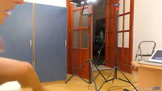 Худенькая Gina Gerson обожает заниматься сексом в пизденочку.