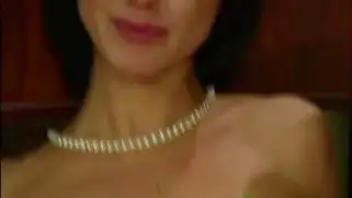 Начальница стала рабыней и служанкой для русского господина