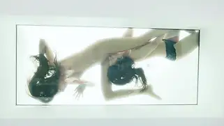 Лесби секс на стеклянном столе с сучками Silvie Deluxe, Lorena Garcia