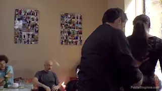 Рабыня сосет член в развалинах и трахается с парнями в кафе