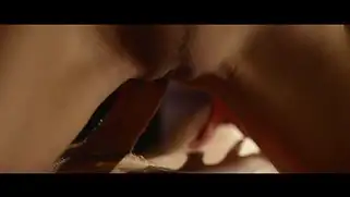 Стройная порно модель Silvie Luca красиво трахается с парнем