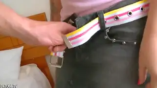 Красотка из Якутии получает по полной в свою киску после дрочки.