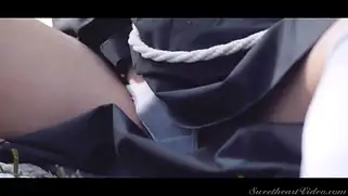 Сексуальные монашки трахаются на улице