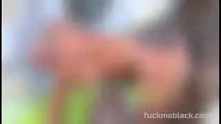 Вспотела от порно с негром высоким