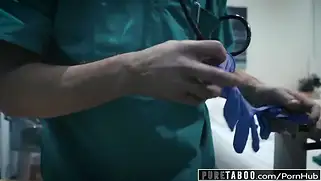 Секс в больнице с молодой пациенткой