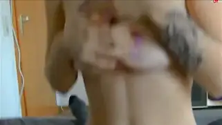 Домашний секс с брюнеткой соседкой