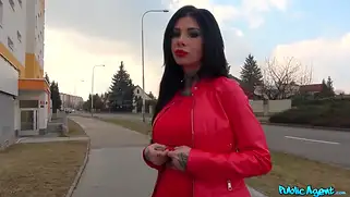 В Чехии сосет за деньги незнакомцу