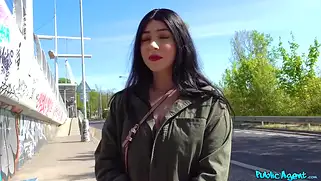 Порно пышка согласилась на пикап секс