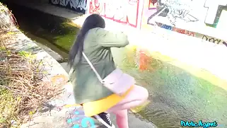 Порно пышка согласилась на пикап секс