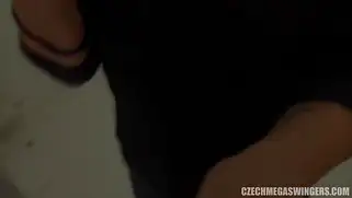 Чешская секс вечеринка с еблей в криповых масках и с бухлом