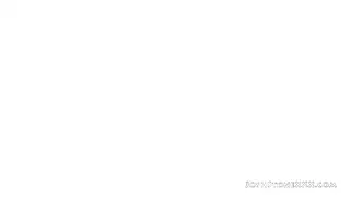 Заядлая членососка в чулках скачет на черном хуе