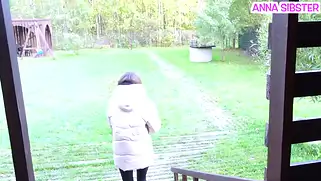 Реальное русское видео любительской ебли молодой пары в хижине