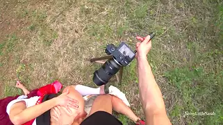 Сучка русская в лесу будет анально трахаться с фотографом