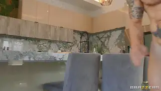 Ххх видео зрелые сучки заводят мужика похотливого для секса