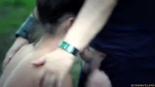 Жестко трахну в лесу и ни кто не узнает! Голую бабу ждет БДСМ секс со связыванием