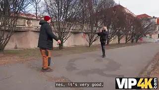 Неудачник продал собственную бабу на секс за долги большие на работе