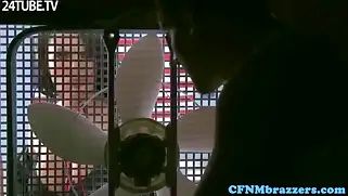 На медосмотре молодим и красивым парням отсосали хуи и подрочили