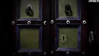 Сексуальная мулатка кормит парня вагиной и кончает в рот мужчине