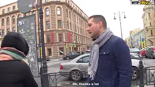 Русские пикаперы привели телку в бильярдную и поимели в жопу
